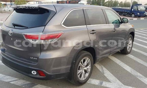 Nunua Imported Toyota Highlander Other Gari ndani ya Import - Dubai nchini Malawi Nunua Imported Toyota Highlander Other Gari ndani ya Import - Dubai nchini Malawi