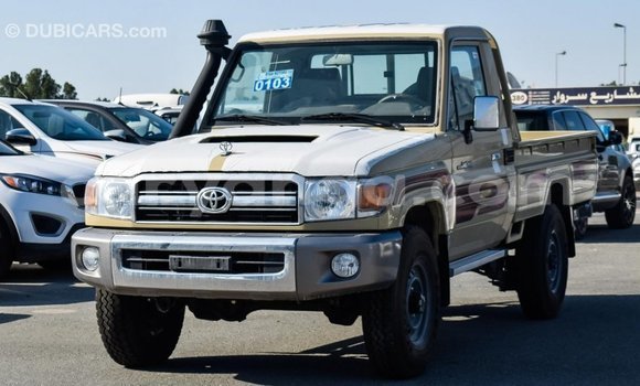 Buy Import Toyota Land Cruiser Beige Car in Import - Dubai in Malawi Buy Import Toyota Land Cruiser Beige Car in Import - Dubai in Malawi