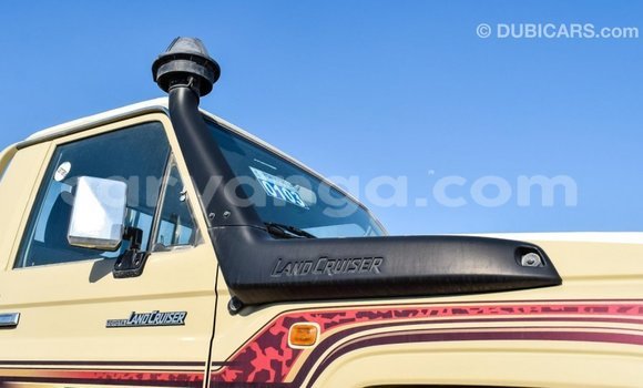 Buy Import Toyota Land Cruiser Beige Car in Import - Dubai in Malawi Buy Import Toyota Land Cruiser Beige Car in Import - Dubai in Malawi
