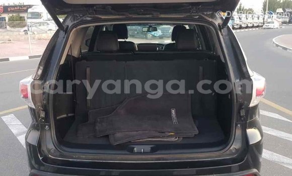 Nunua Imported Toyota Highlander Black Gari ndani ya Import - Dubai nchini Malawi Nunua Imported Toyota Highlander Black Gari ndani ya Import - Dubai nchini Malawi