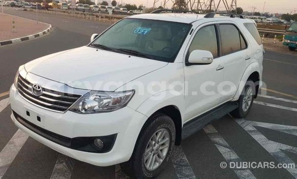 Buy Import Toyota Fortuner White Car in Import - Dubai in Malawi Buy Import Toyota Fortuner White Car in Import - Dubai in Malawi