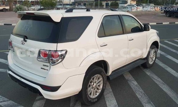 Buy Import Toyota Fortuner White Car in Import - Dubai in Malawi Buy Import Toyota Fortuner White Car in Import - Dubai in Malawi