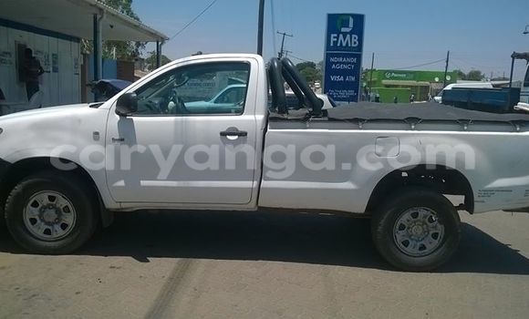 Buy Used Toyota Hilux White Car in Limbe in Malawi Buy Used Toyota Hilux White Car in Limbe in Malawi
