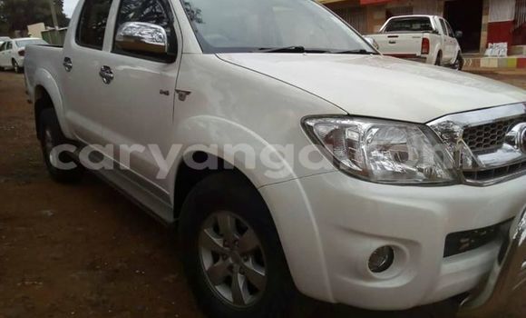 Buy Used Toyota Hilux White Car in Lilongwe in Malawi Buy Used Toyota Hilux White Car in Lilongwe in Malawi