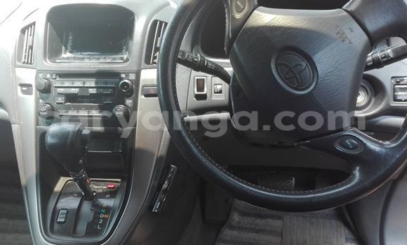 Acheter Occasion Voiture Toyota Harrier Gris à Limbe, Malawi Acheter Occasion Voiture Toyota Harrier Gris à Limbe, Malawi