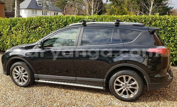 Nunua Ilio tumika Toyota RAV4 Beige Gari ndani ya Lilongwe nchini Malawi Nunua Ilio tumika Toyota RAV4 Beige Gari ndani ya Lilongwe nchini Malawi