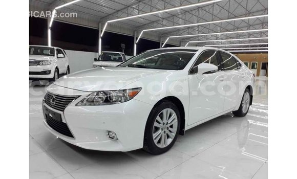 Buy Import Lexus ES White Car in Import - Dubai in Malawi Buy Import Lexus ES White Car in Import - Dubai in Malawi