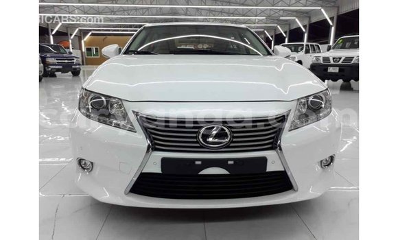 Buy Import Lexus ES White Car in Import - Dubai in Malawi Buy Import Lexus ES White Car in Import - Dubai in Malawi