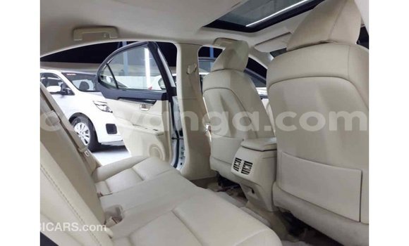 Buy Import Lexus ES White Car in Import - Dubai in Malawi Buy Import Lexus ES White Car in Import - Dubai in Malawi