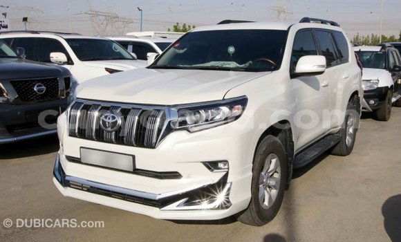 Acheter Import Voiture Toyota Prado Blanc à Import - Dubai, Malawi Acheter Import Voiture Toyota Prado Blanc à Import - Dubai, Malawi