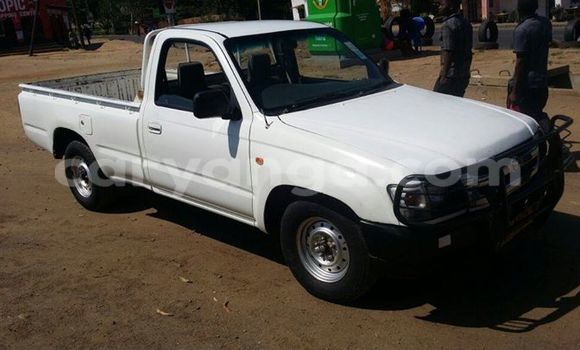 Buy Used Toyota Hilux White Car in Limbe in Malawi Buy Used Toyota Hilux White Car in Limbe in Malawi