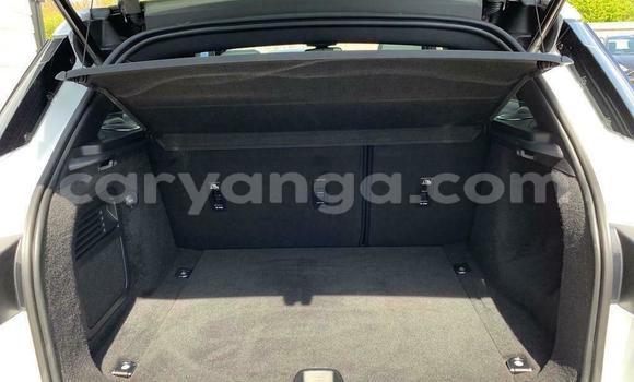 Nunua Ilio tumika Land Rover Range Rover Evoque White Gari ndani ya Lilongwe nchini Malawi Nunua Ilio tumika Land Rover Range Rover Evoque White Gari ndani ya Lilongwe nchini Malawi