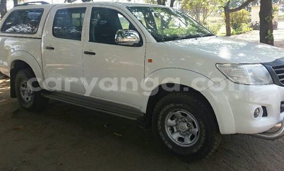 Buy Used Toyota Hilux White Car in Limbe in Malawi Buy Used Toyota Hilux White Car in Limbe in Malawi