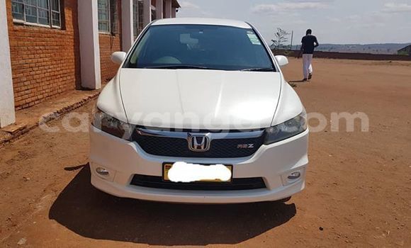 Nunua Ilio tumika Honda Stream White Gari ndani ya Lilongwe nchini Malawi Nunua Ilio tumika Honda Stream White Gari ndani ya Lilongwe nchini Malawi