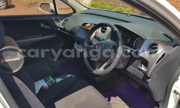 Nunua Ilio tumika Honda Stream White Gari ndani ya Lilongwe nchini Malawi Nunua Ilio tumika Honda Stream White Gari ndani ya Lilongwe nchini Malawi