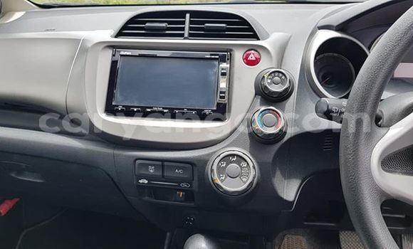 Nunua Ilio tumika Honda FIT White Gari ndani ya Lilongwe nchini Malawi Nunua Ilio tumika Honda FIT White Gari ndani ya Lilongwe nchini Malawi