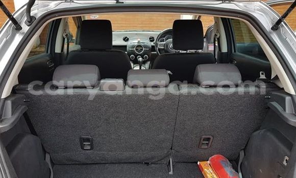 Nunua Ilio tumika Mazda Demio Silver Gari ndani ya Lilongwe nchini Malawi Nunua Ilio tumika Mazda Demio Silver Gari ndani ya Lilongwe nchini Malawi
