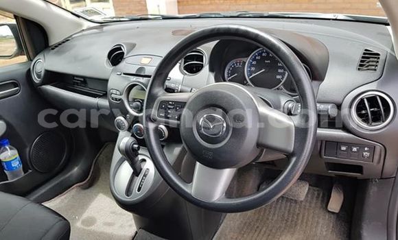Nunua Ilio tumika Mazda Demio Silver Gari ndani ya Lilongwe nchini Malawi Nunua Ilio tumika Mazda Demio Silver Gari ndani ya Lilongwe nchini Malawi