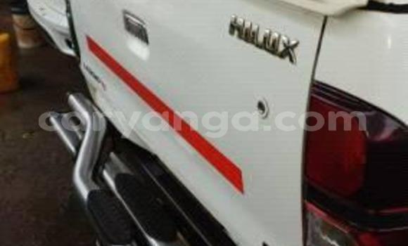 Buy Used Toyota Hilux White Car in Lilongwe in Malawi Buy Used Toyota Hilux White Car in Lilongwe in Malawi
