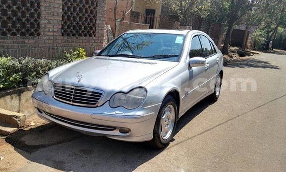 Buy Used Mercedes‒Benz C–Class Silver Car in Limbe in Malawi Buy Used Mercedes‒Benz C–Class Silver Car in Limbe in Malawi