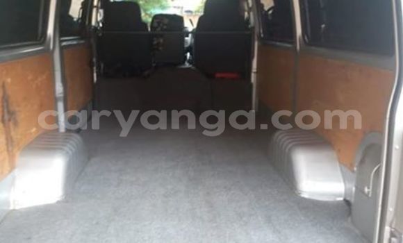 Buy Used Nissan Caravan Silver Car in Lilongwe in Malawi Buy Used Nissan Caravan Silver Car in Lilongwe in Malawi