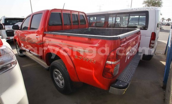 Acheter Import Voiture Toyota Hilux Rouge à Import - Dubai, Malawi Acheter Import Voiture Toyota Hilux Rouge à Import - Dubai, Malawi