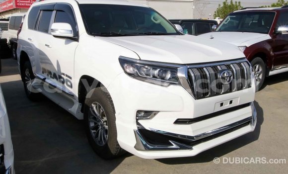 Nunua Imported Toyota Prado White Gari ndani ya Import - Dubai nchini Malawi Nunua Imported Toyota Prado White Gari ndani ya Import - Dubai nchini Malawi