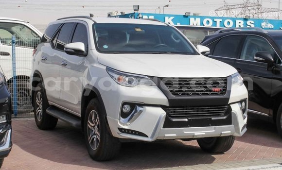 Buy Import Toyota Fortuner White Car in Import - Dubai in Malawi Buy Import Toyota Fortuner White Car in Import - Dubai in Malawi
