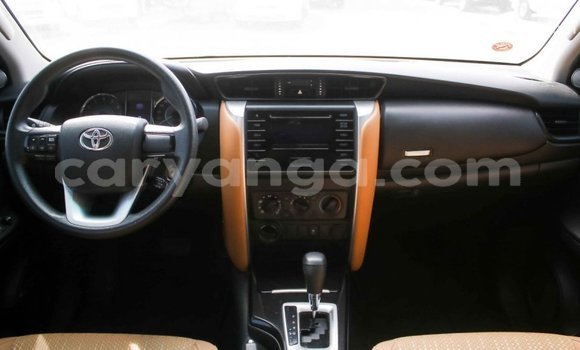Buy Import Toyota Fortuner White Car in Import - Dubai in Malawi Buy Import Toyota Fortuner White Car in Import - Dubai in Malawi