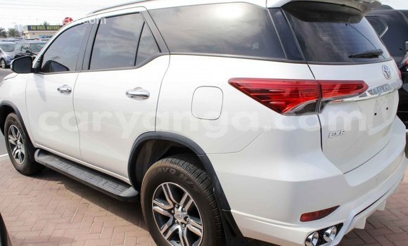 Buy Import Toyota Fortuner White Car in Import - Dubai in Malawi Buy Import Toyota Fortuner White Car in Import - Dubai in Malawi
