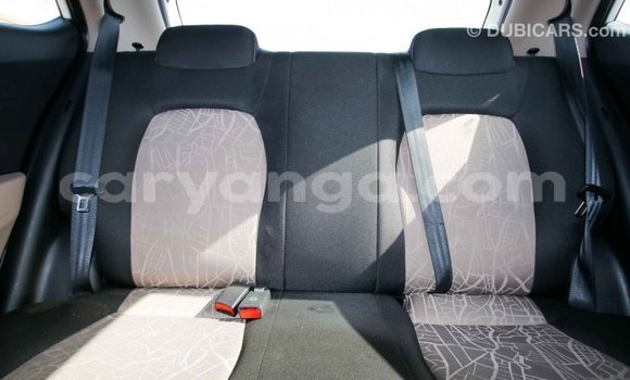 Buy Import Hyundai i10 White Car in Import - Dubai in Malawi Buy Import Hyundai i10 White Car in Import - Dubai in Malawi