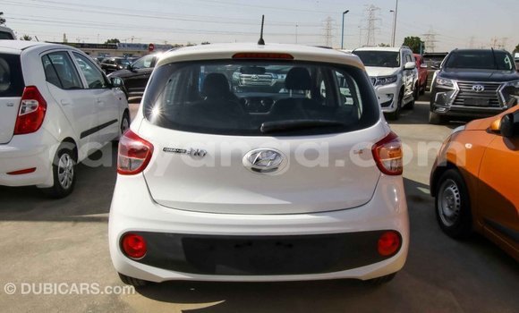 Buy Import Hyundai i10 White Car in Import - Dubai in Malawi Buy Import Hyundai i10 White Car in Import - Dubai in Malawi