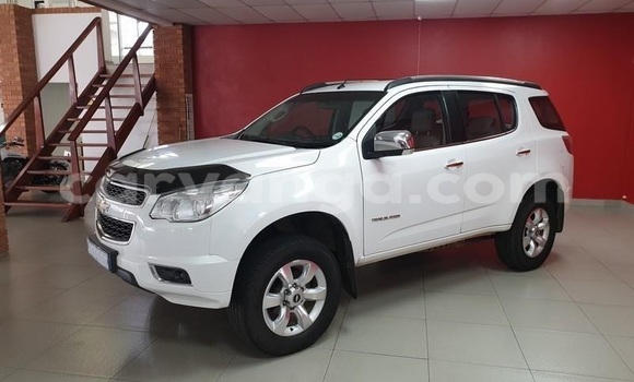Buy Used Chevrolet Trailblazer White Car in Livingstonia in Karonga