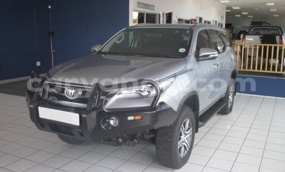 Buy Used Toyota Fortuner Silver Car in Lilongwe in Malawi Buy Used Toyota Fortuner Silver Car in Lilongwe in Malawi