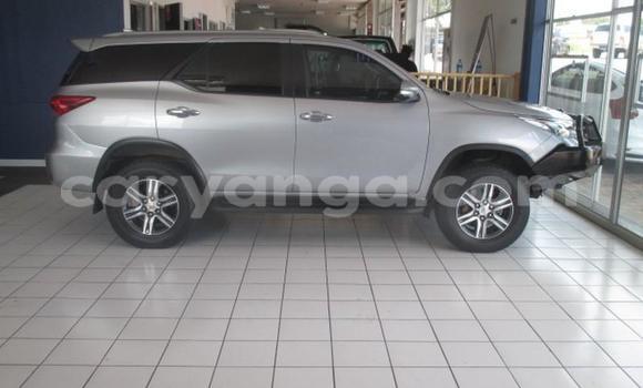 Buy Used Toyota Fortuner Silver Car in Lilongwe in Malawi Buy Used Toyota Fortuner Silver Car in Lilongwe in Malawi