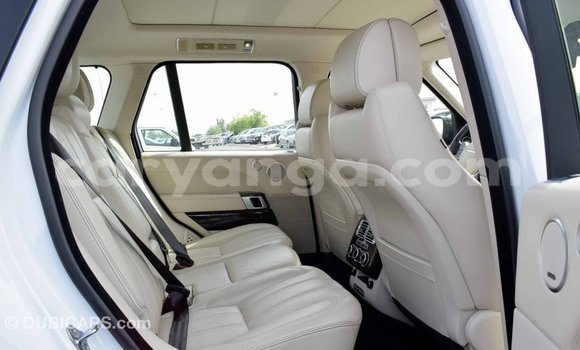 Nunua Imported Land Rover Range Rover White Gari ndani ya Import - Dubai nchini Malawi Nunua Imported Land Rover Range Rover White Gari ndani ya Import - Dubai nchini Malawi