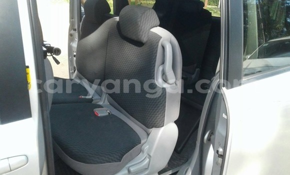 Buy Used Toyota Sienta Silver Car in Mwanza in Mwanza Buy Used Toyota Sienta Silver Car in Mwanza in Mwanza