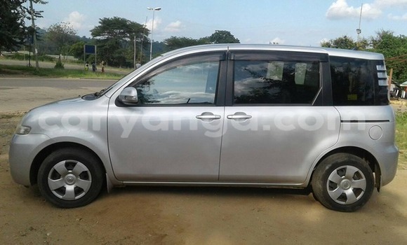 Buy Used Toyota Sienta Silver Car in Mwanza in Mwanza Buy Used Toyota Sienta Silver Car in Mwanza in Mwanza