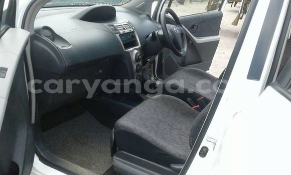 Buy Used Toyota Vitz White Car in Mwanza in Mwanza Buy Used Toyota Vitz White Car in Mwanza in Mwanza