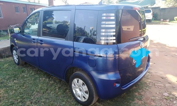 Buy Used Toyota Sienta Blue Car in Lilongwe in Malawi Buy Used Toyota Sienta Blue Car in Lilongwe in Malawi