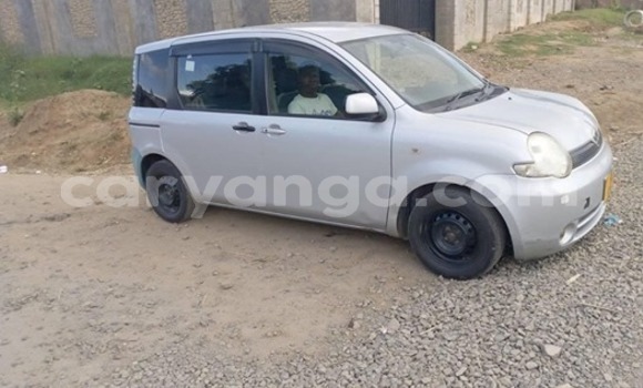 Buy Used Toyota Sienta Silver Car in Blantyre in Malawi Buy Used Toyota Sienta Silver Car in Blantyre in Malawi