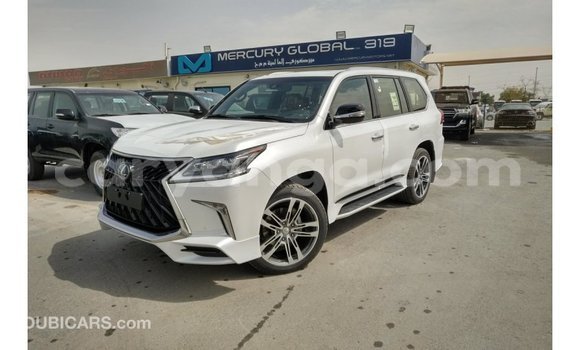 Acheter Import Voiture Lexus LX Blanc à Import - Dubai, Malawi Acheter Import Voiture Lexus LX Blanc à Import - Dubai, Malawi
