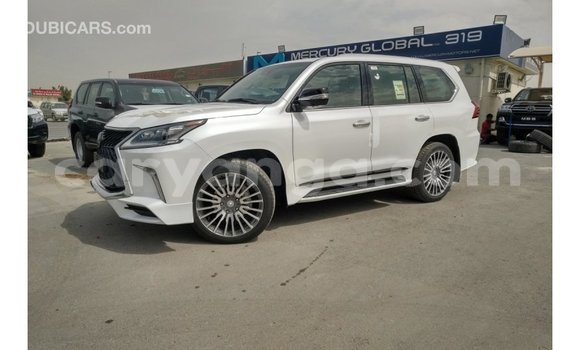 Acheter Import Voiture Lexus LX Blanc à Import - Dubai, Malawi Acheter Import Voiture Lexus LX Blanc à Import - Dubai, Malawi