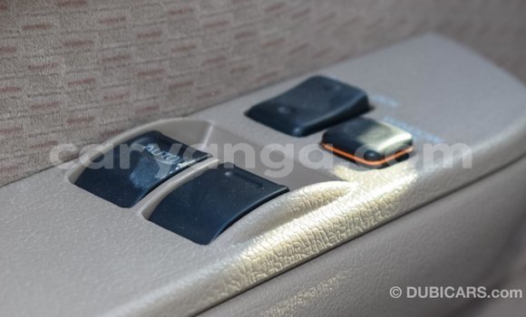 Nunua Imported Toyota Land Cruiser Beige Gari ndani ya Import - Dubai nchini Malawi Nunua Imported Toyota Land Cruiser Beige Gari ndani ya Import - Dubai nchini Malawi