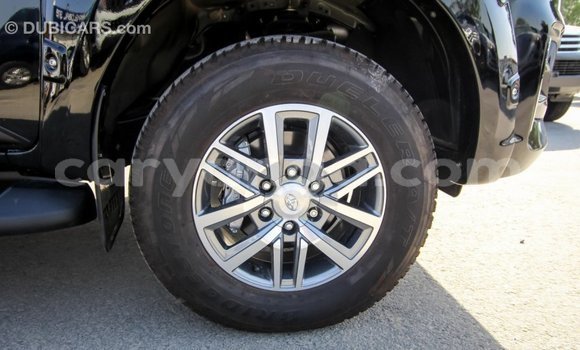 Acheter Import Voiture Toyota Land Cruiser Noir à Import - Dubai, Malawi Acheter Import Voiture Toyota Land Cruiser Noir à Import - Dubai, Malawi