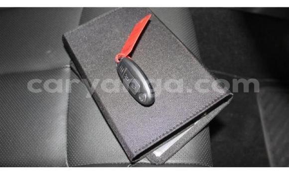 Buy Used Nissan Navara White Car in Luchenza in Thyolo Buy Used Nissan Navara White Car in Luchenza in Thyolo