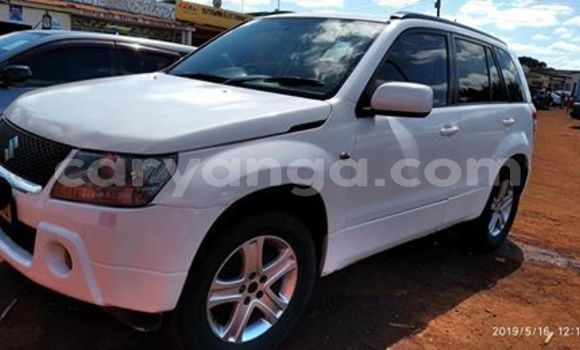 Acheter Occasion Voiture Suzuki Grand Vitara Blanc à Lilongwe, Malawi Acheter Occasion Voiture Suzuki Grand Vitara Blanc à Lilongwe, Malawi