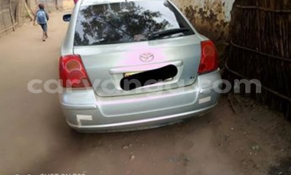 Acheter Occasion Voiture Toyota Avensis Gris à Lilongwe, Malawi Acheter Occasion Voiture Toyota Avensis Gris à Lilongwe, Malawi