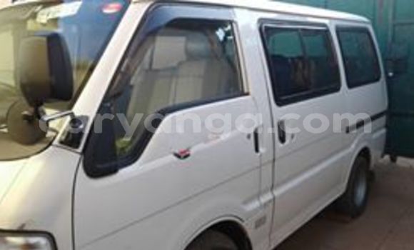 Acheter Occasion Voiture Nissan Vanette Blanc à Lilongwe, Malawi Acheter Occasion Voiture Nissan Vanette Blanc à Lilongwe, Malawi