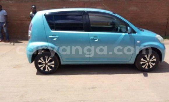 Buy Used Daihatsu Boon Blue Car in Lilongwe in Malawi